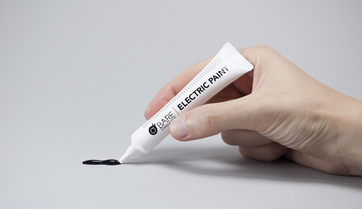 Stift mit elektrisch leitfähiger Farbe